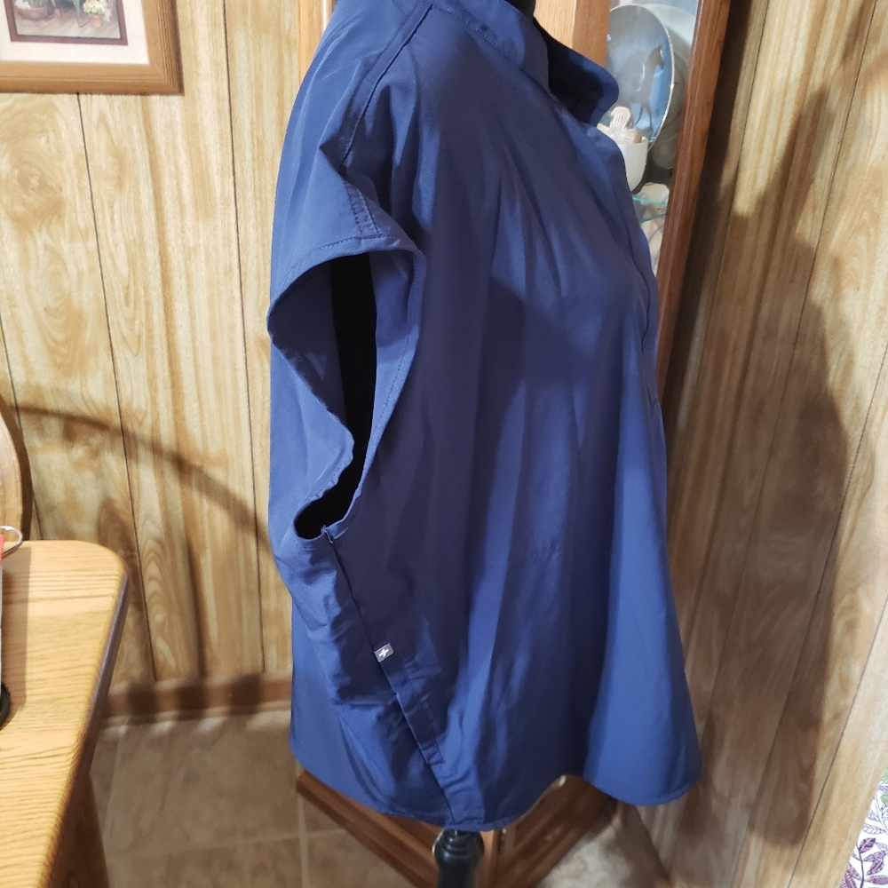 Figs Rafaele Oversized Top - Picture 2 of 8
